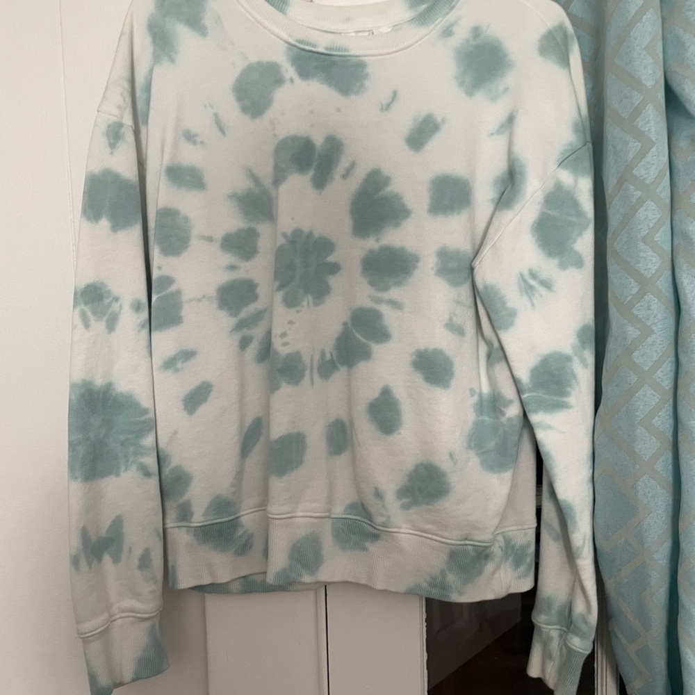 Tidye crewneck
